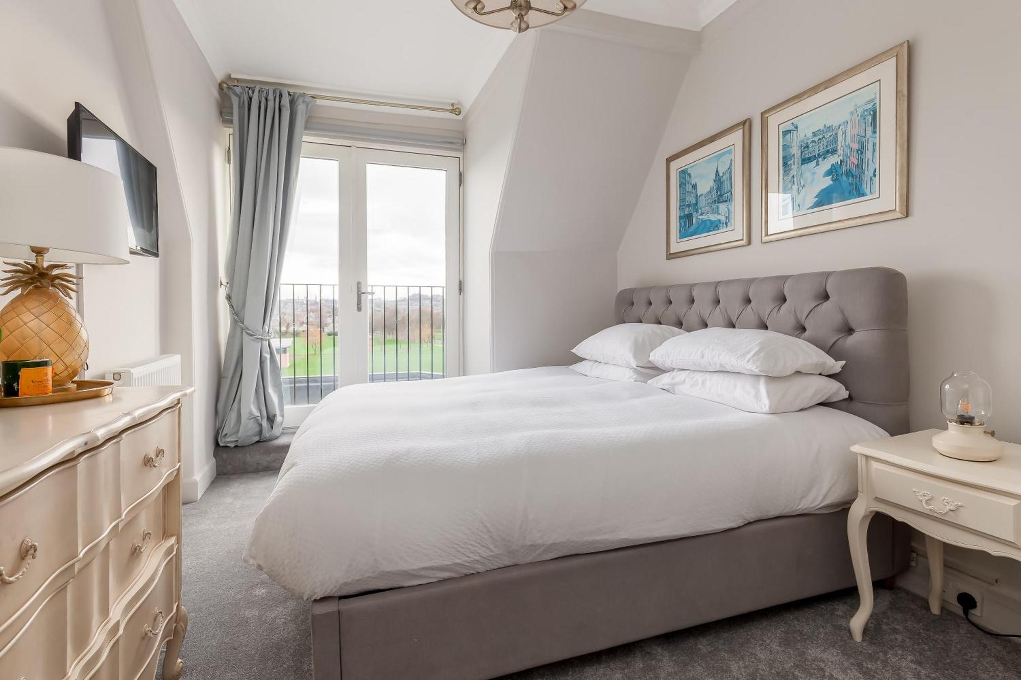 Stylish Victorian Apartment'S Close To The Botanical Gardens, Free Parking! Единбург Екстериор снимка